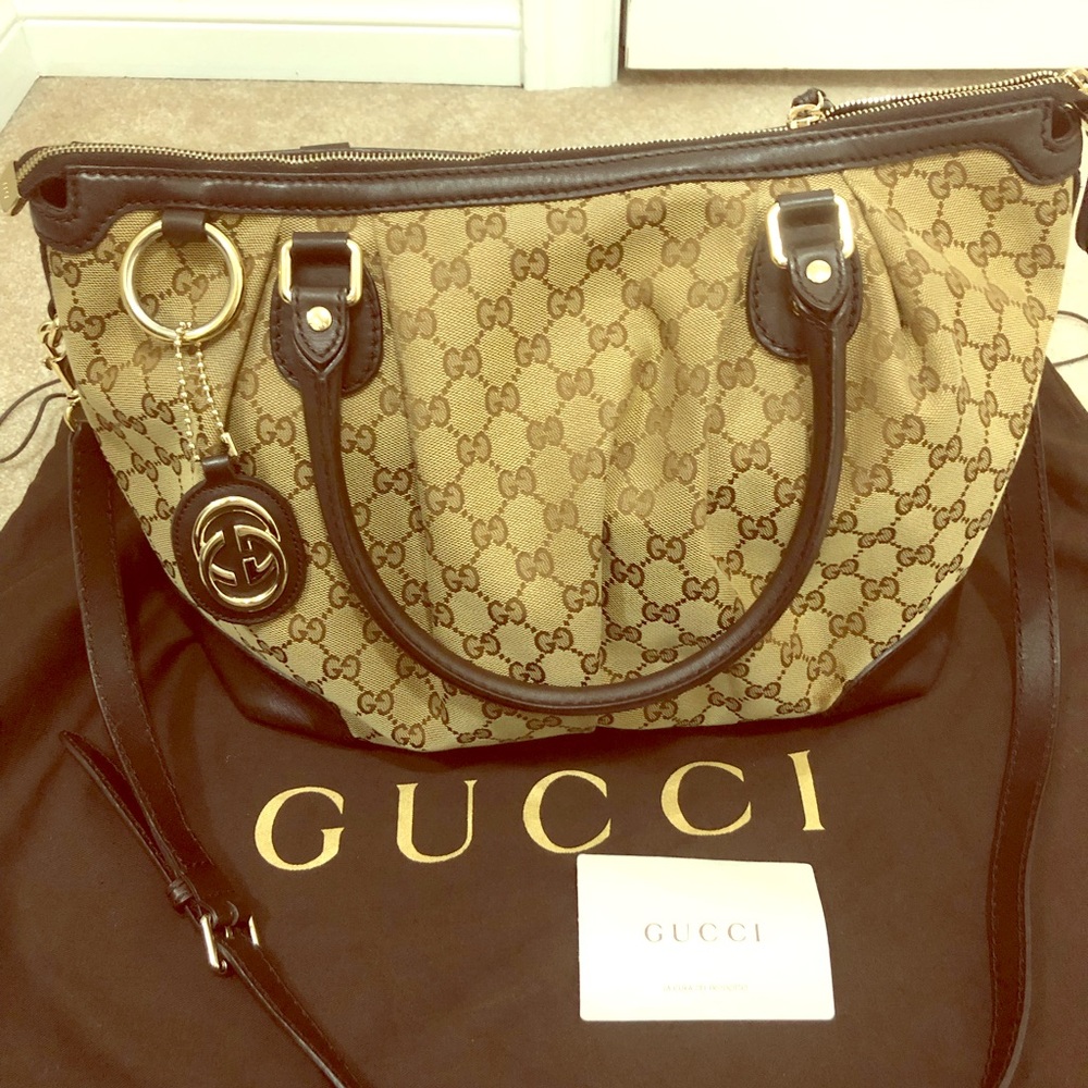 Authentic Gucci cross body/hobo bag
